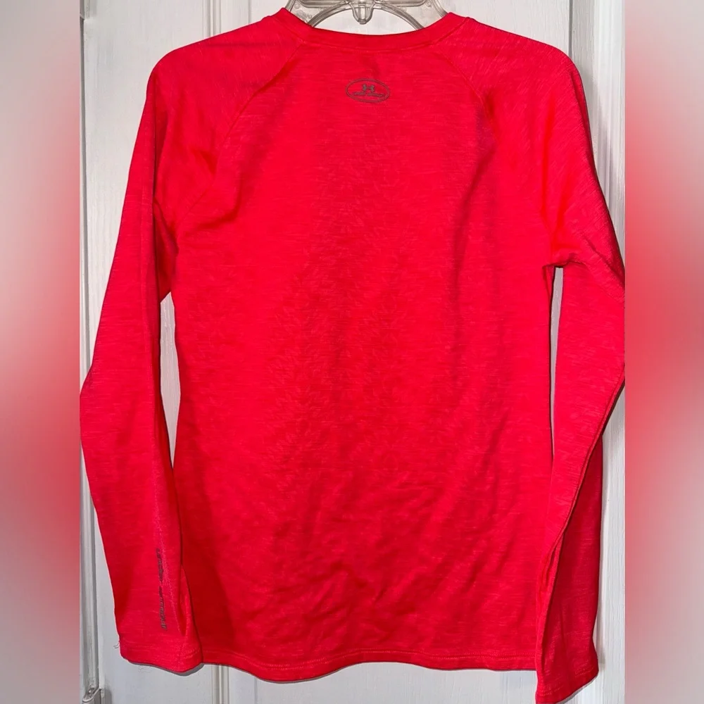 Under Armour Coral Long Sleeve Performance Top Kids Size XL